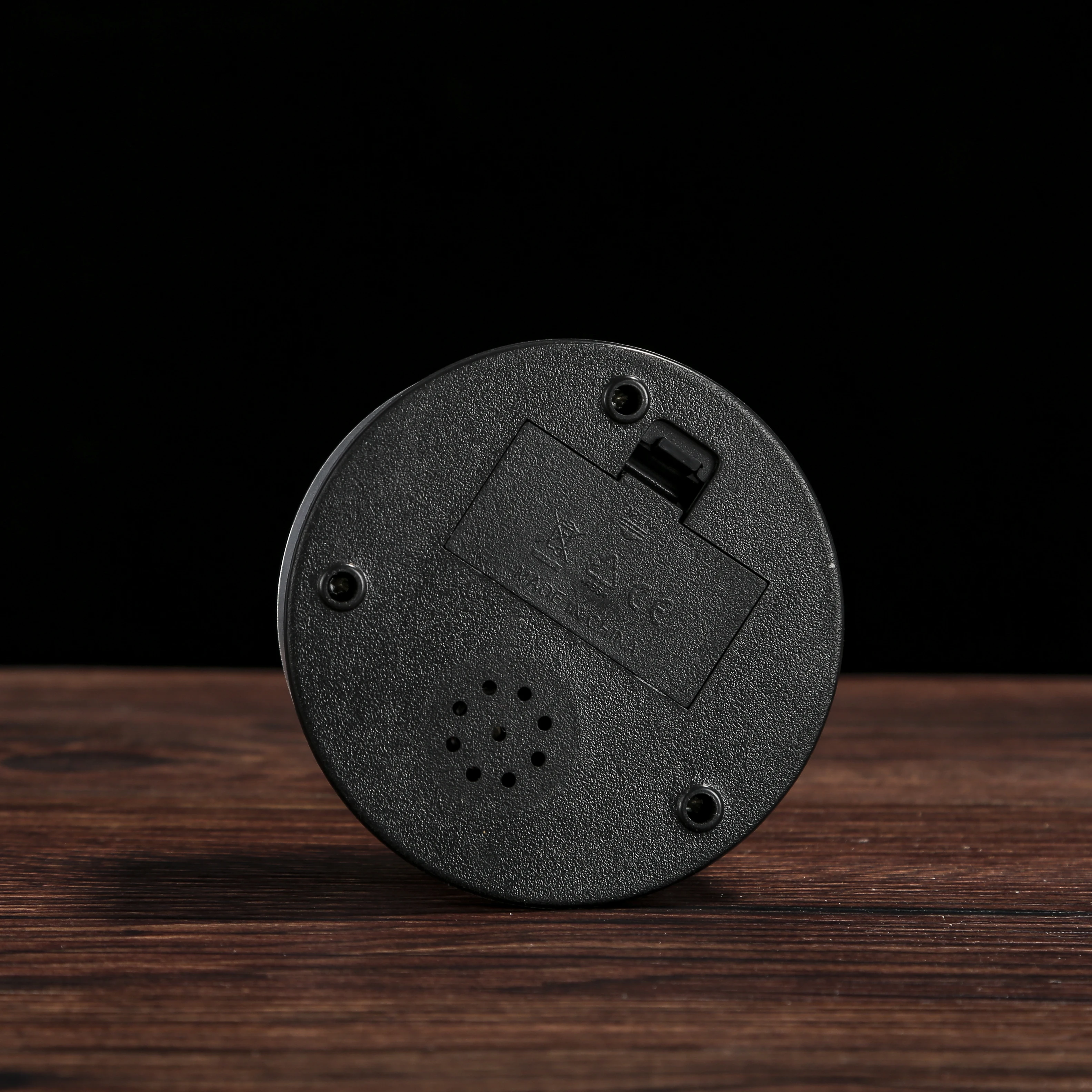 
Оптовая Продажа Мода Вращающийся батарея Powered музыкальный большой светодиодные базы для кристаллов 