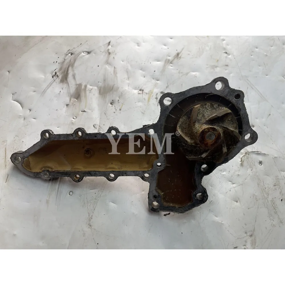 D1302 Water Pump for Kubota Wholesale Engine Parts 2