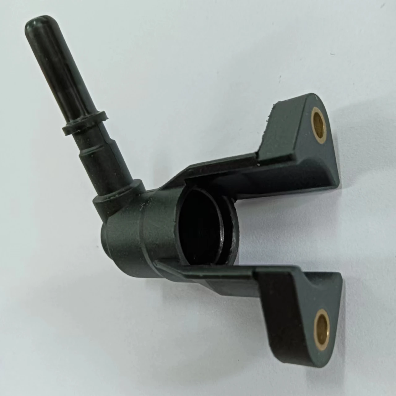 Factory Wholesale Fuel Injector Connector Case Bracket Motorcycle 6.30 Fuel Injector  Bracket for Yeson