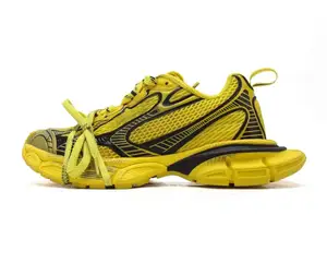 2026 New Designer Mens Retro Sneakers Womens Thick Sole Sports Shoes Hot Sale Rubber Insole Mesh Lining Mens Running Shoes