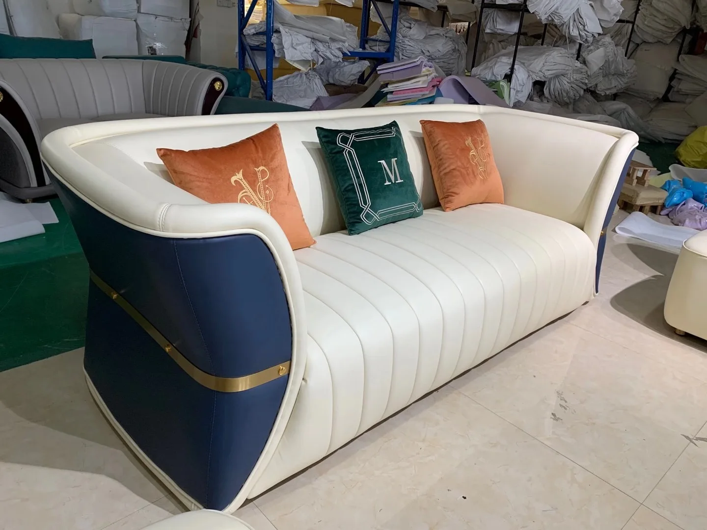 A202 Factory Offer High Quality Leather Sofas Luxury Upholstered Modern Sofa Living Room