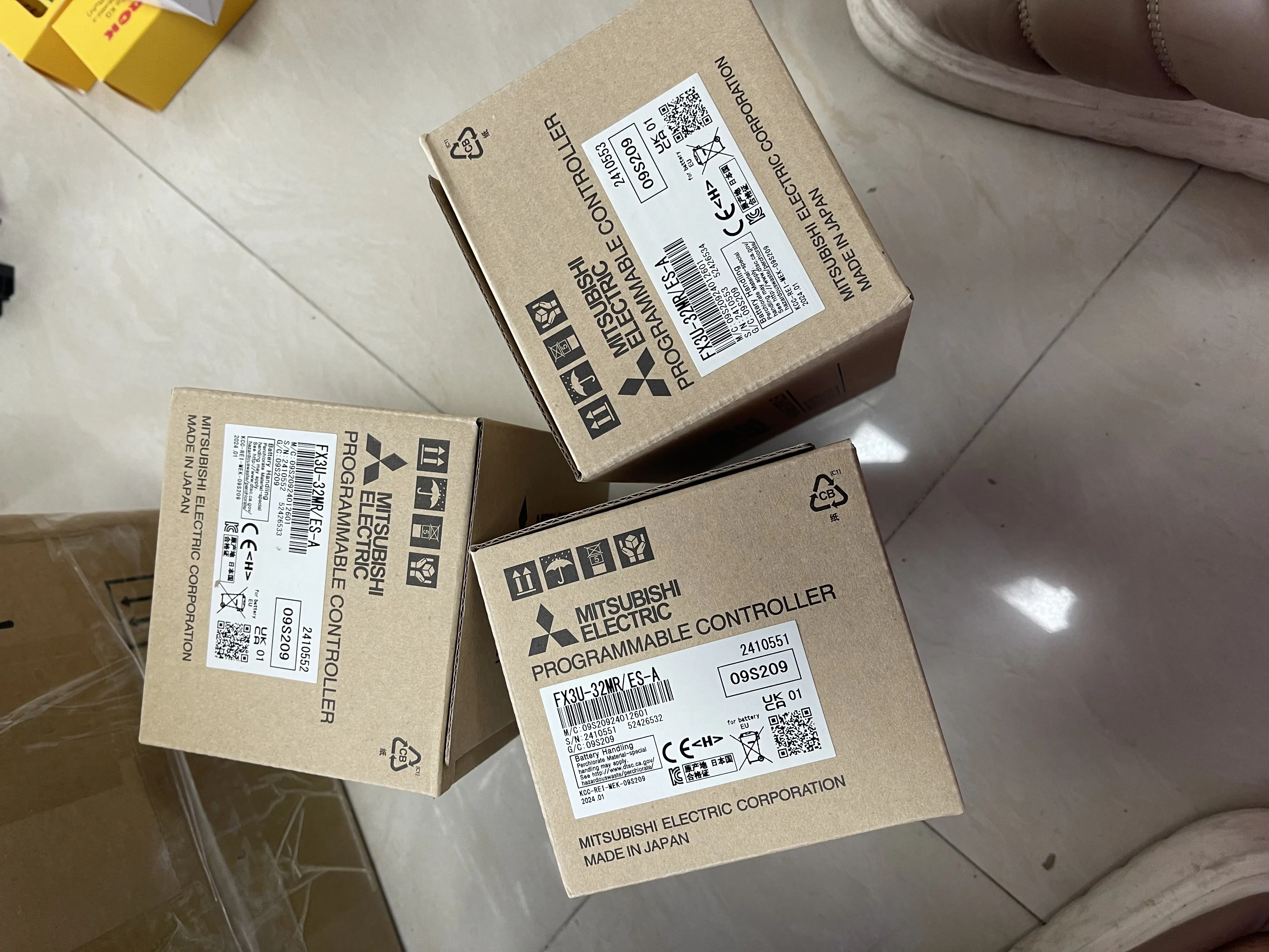 Mitsubishi Programmable Controller FX3U-32MR/ES-A Mitsubishi Programmable Controller FX3U-32MR/ES-A