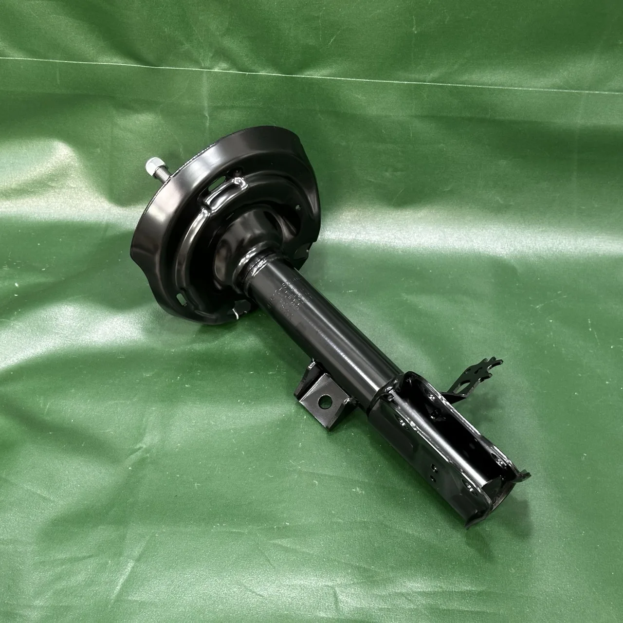 Shop High-Quality Front Cross Shock Absorbers for Toyota Highlander