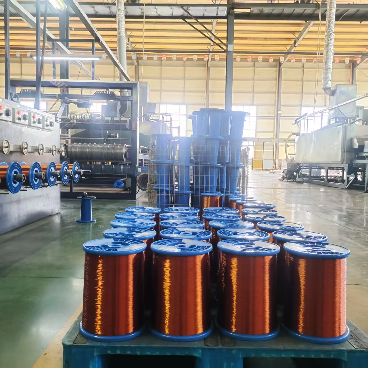 Huaerda Direct Sales 130℃ PEW 0.500mm Solid Conductor Bare Linear Inductors Polyester Enameled Wire Electrical Wires Cable