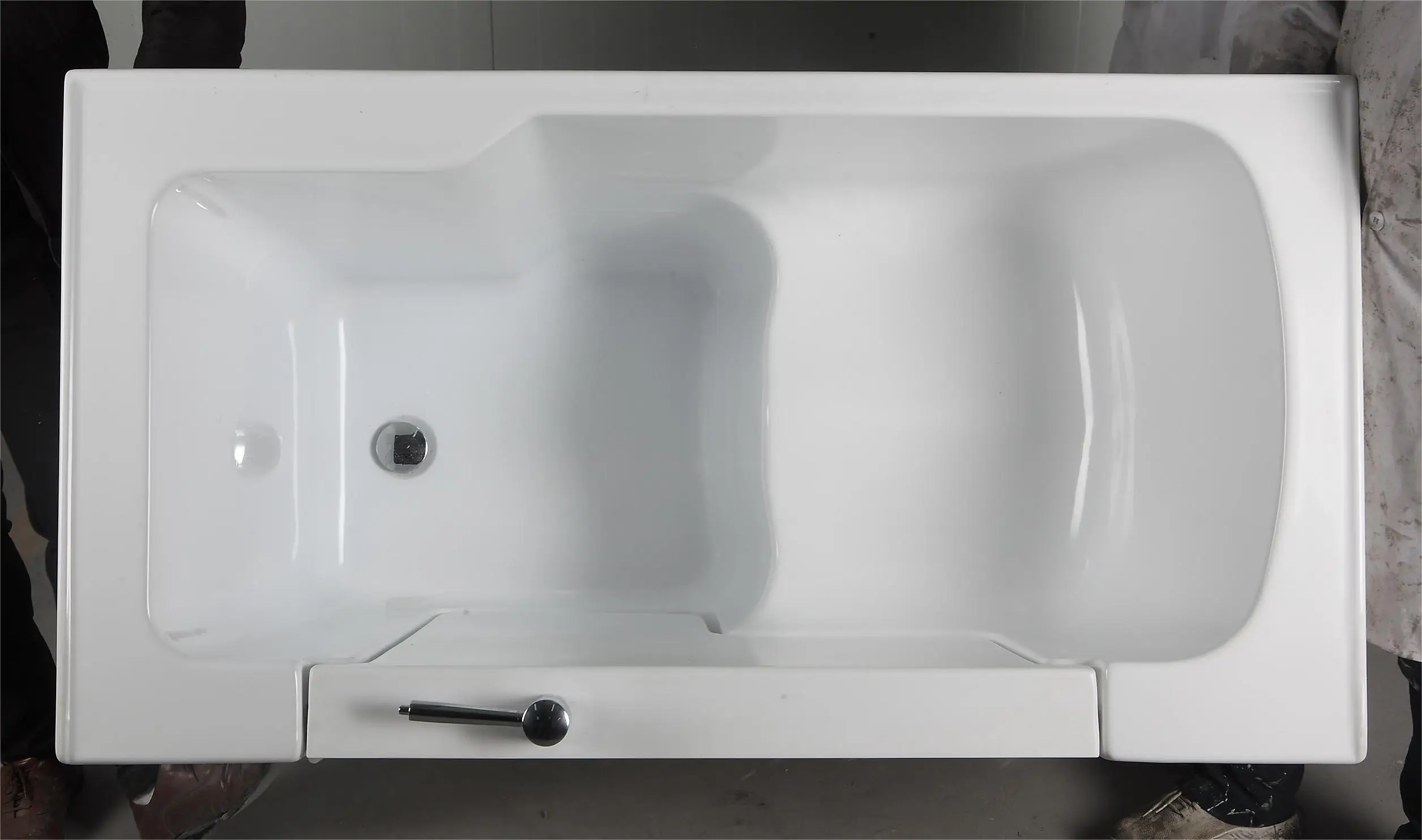 SL9116(00) FRP Walk In Bathtub manufacture