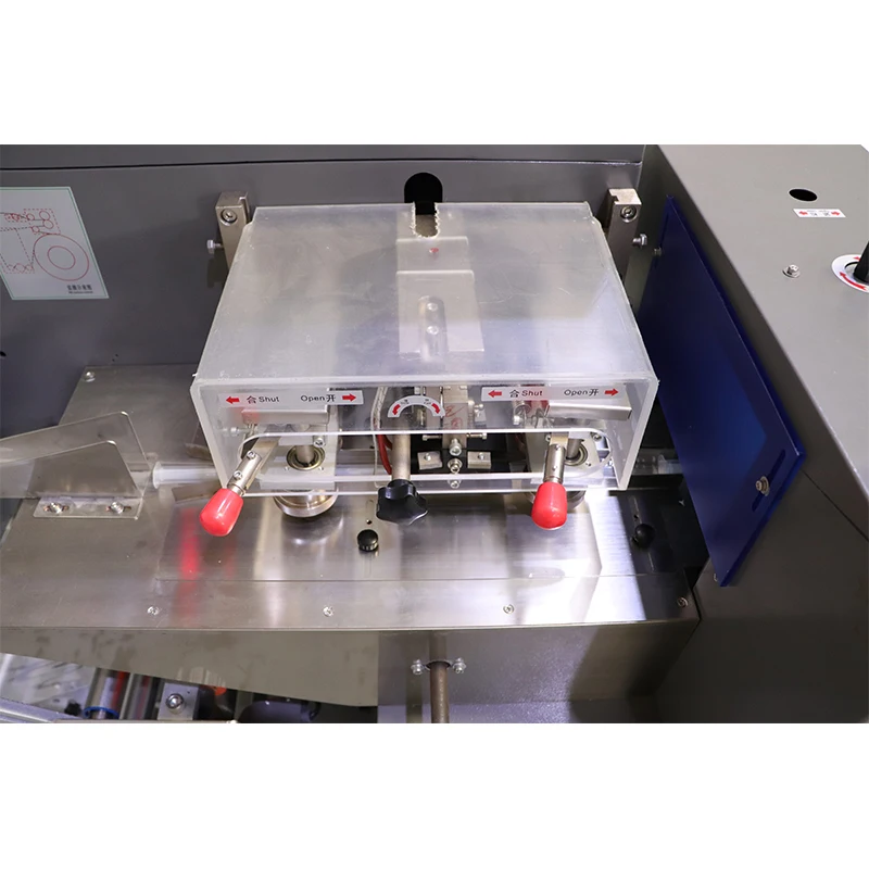 Dumpling Tray Wrapping Packaging Machine With Stretch Film Frozen Food Ham Sausage Vacuum Pillow Flow Packing Machine