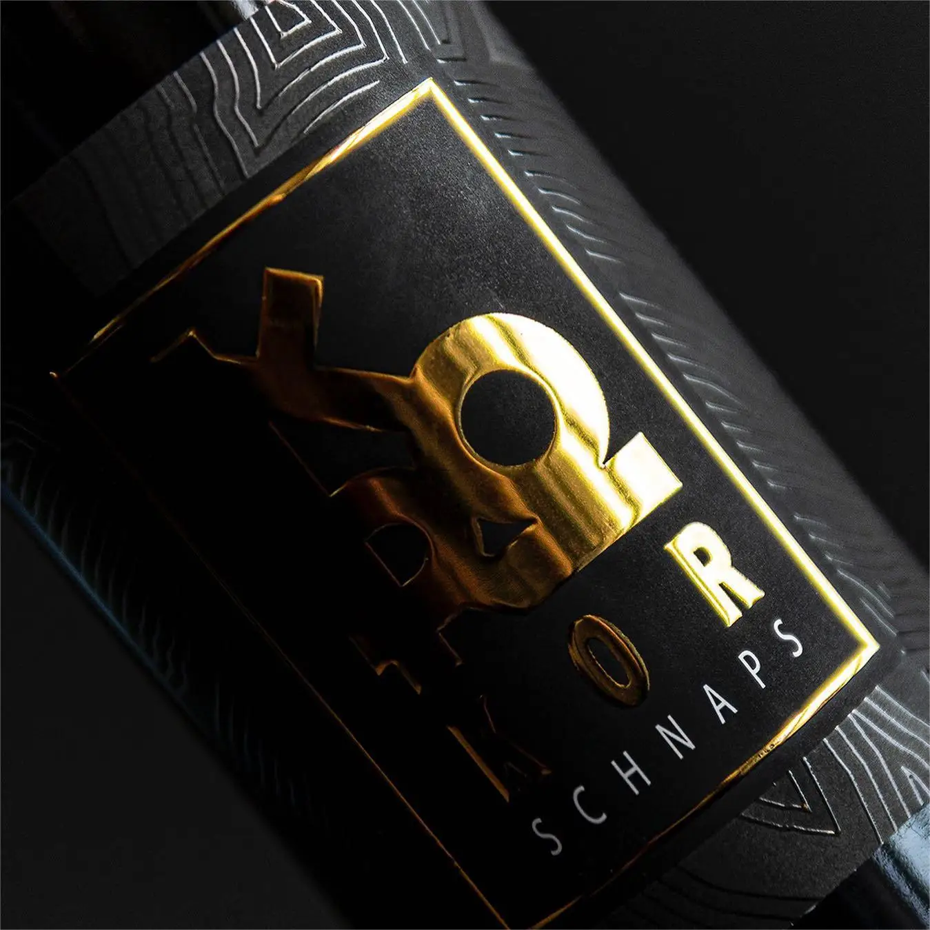 Custom Packaging Label 3D Varnish Textured Gold Foil Raised Logo Spot UV Sticker Champagne Wine Digital Printing Bottle Labels