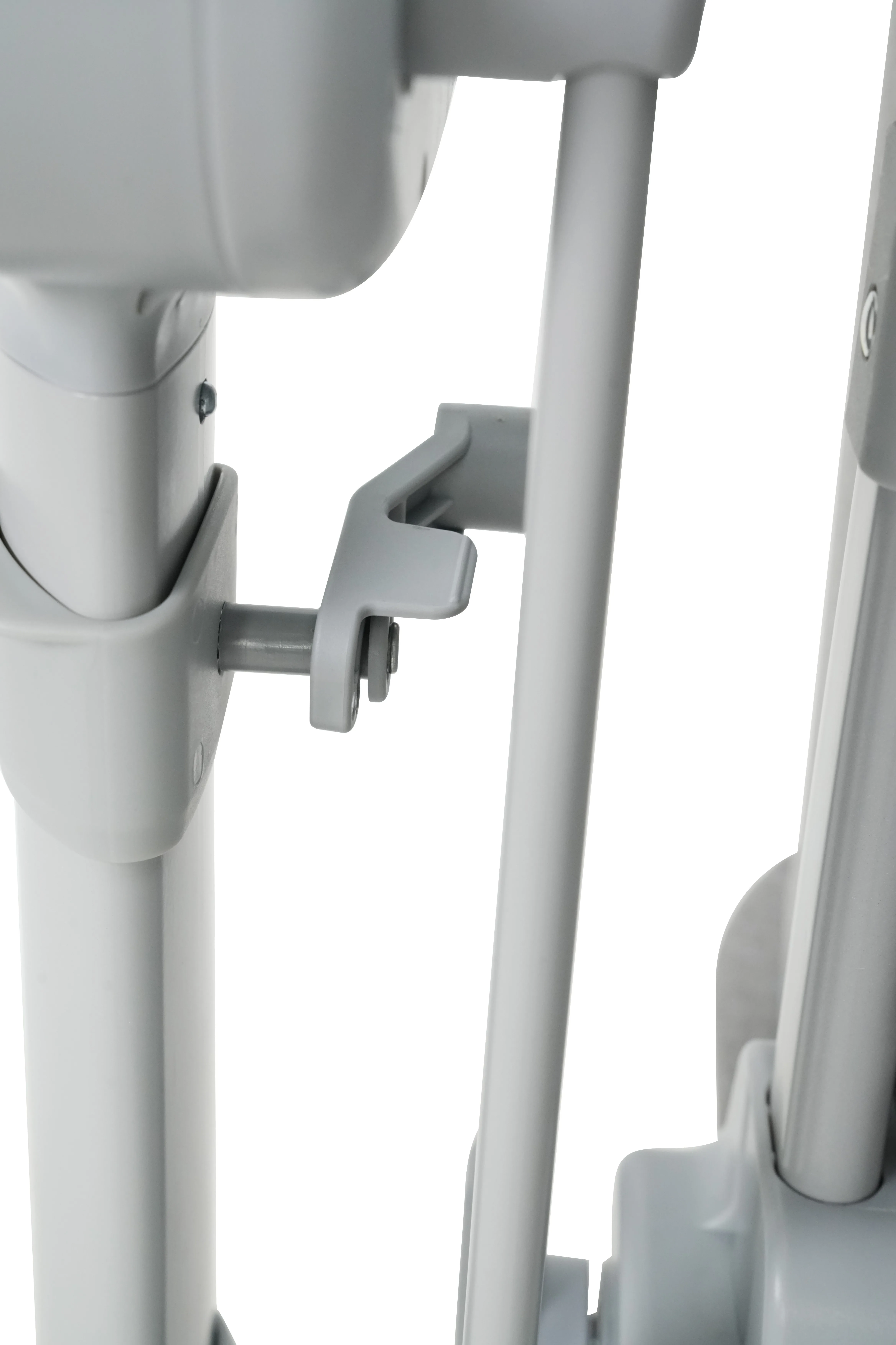 P780DY Cool Baby Auto Electric Baby Swing Bed With 5 Rocking Speeds and Cry Detection supplier