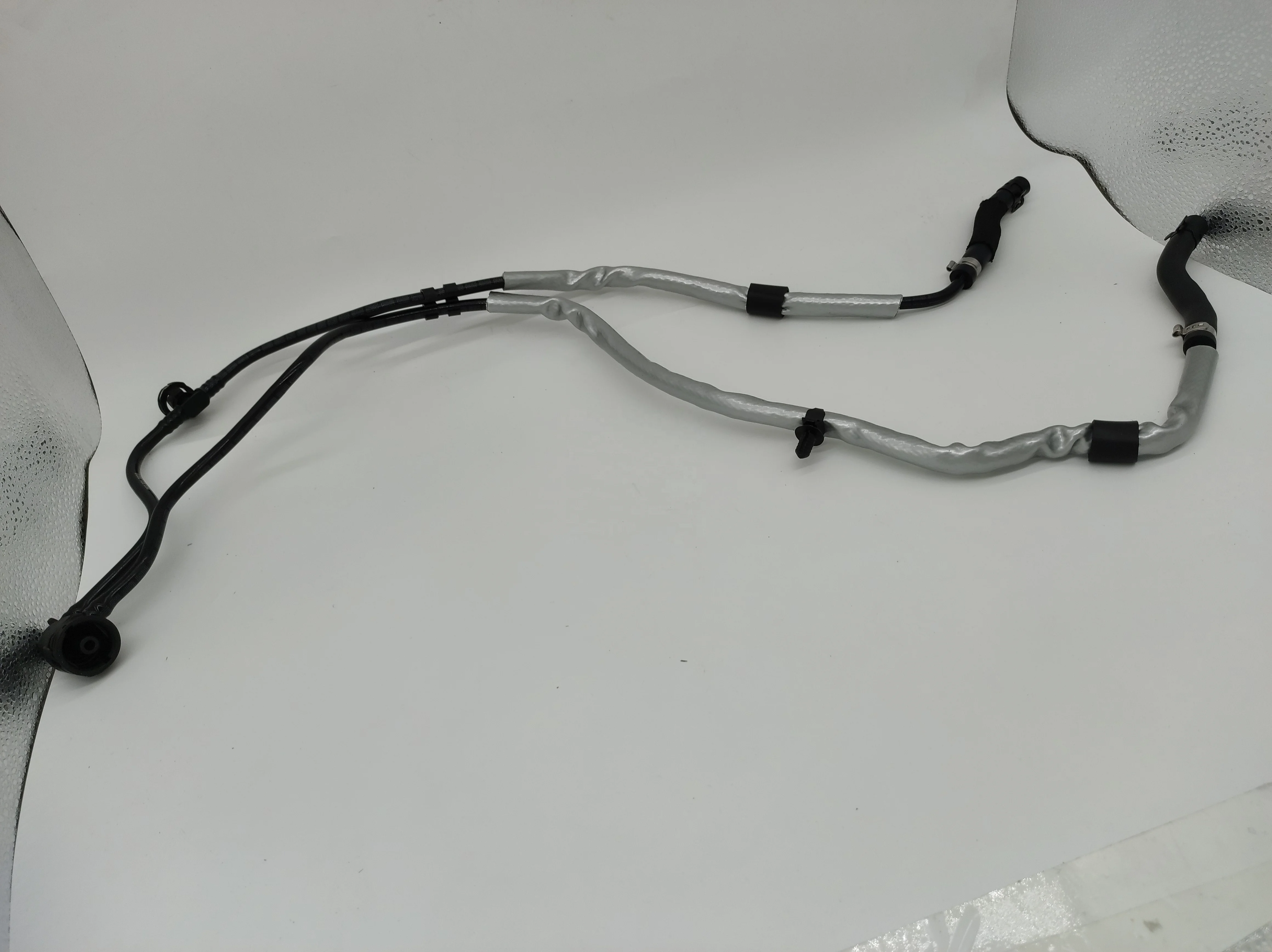 A2535013900 Auto Part Engine Vent Line for Mercedes Benz OE 2535013900