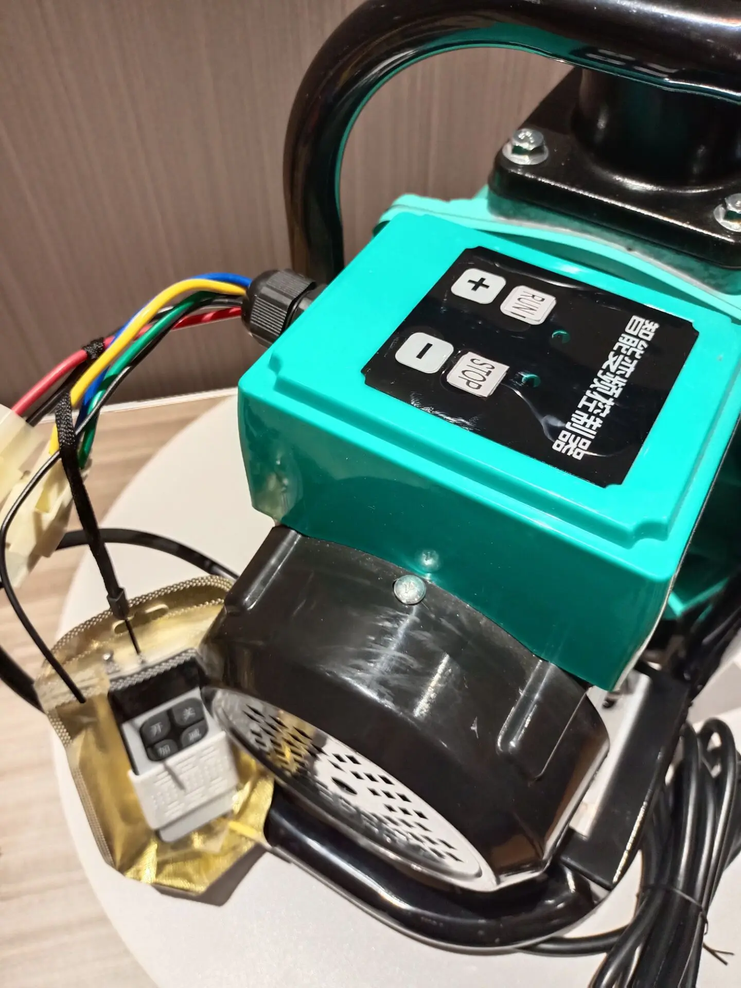 48V Variable Frequency Drive Pump with Remote Control Switch Self Priming Pump Brushless DC Motor Solar Power Surface Water Pump