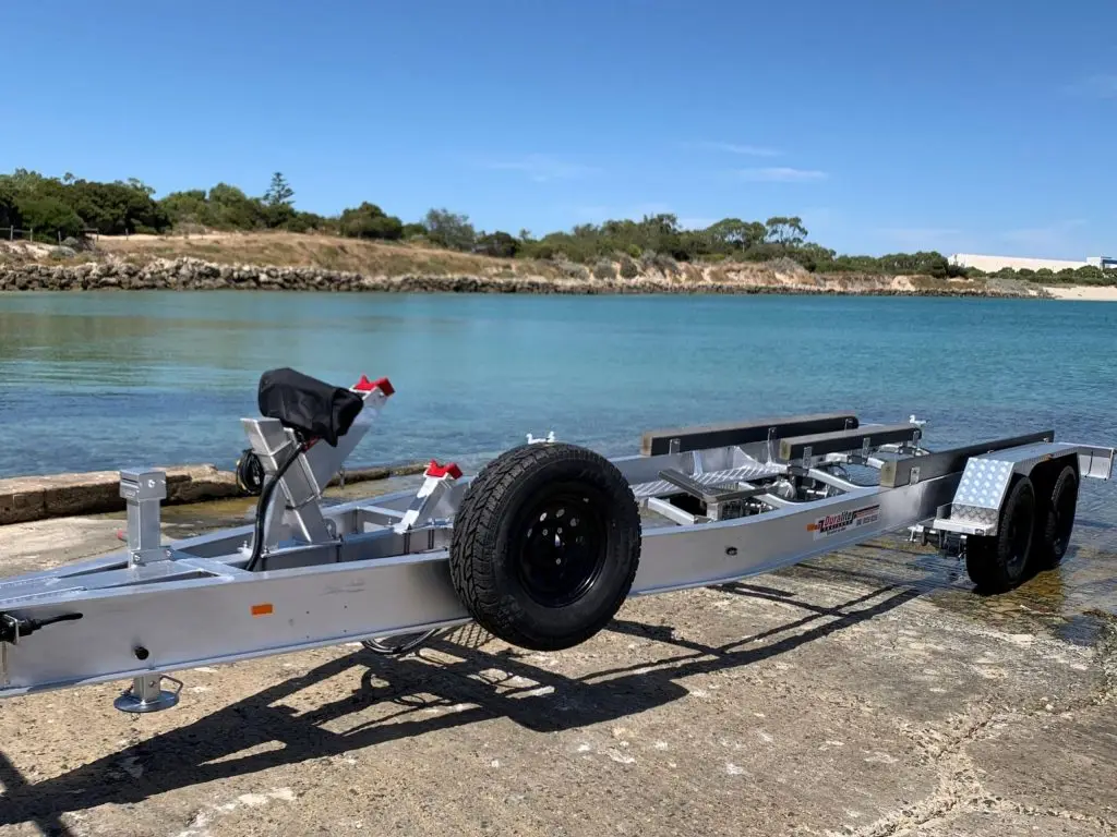 28ft Customized 8m Used Boat & Watercraft Trailer  2 Axle Double Axles 3000kgs Loading Capacity 3000kgs