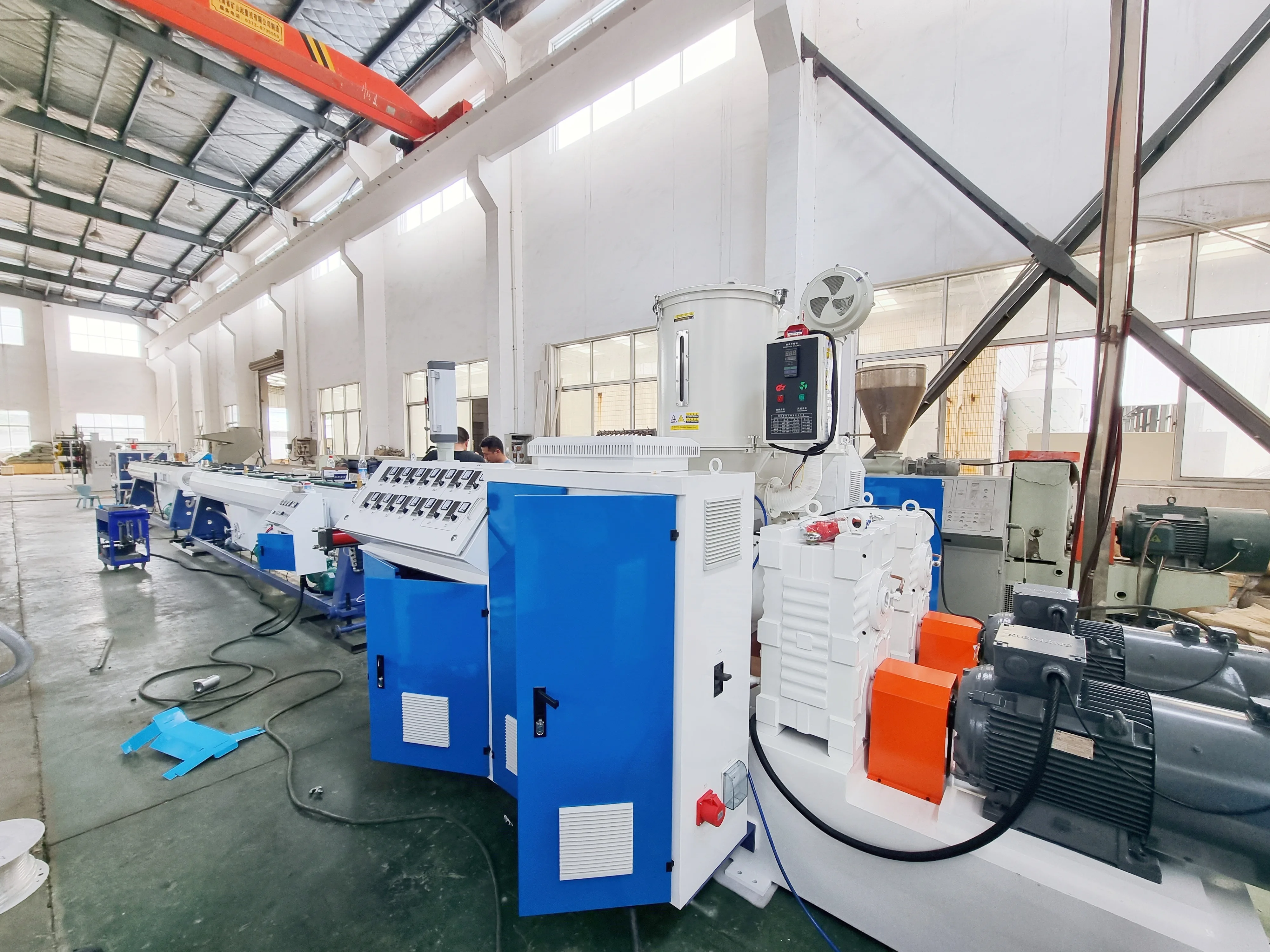 Plastic Extruder PVC PE HDPE Pipe Water Supply/Drain Garden Hose Soft  Electronic Threading Tube Production Extrusion Machinery
