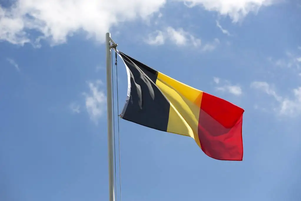 Belgien Flagge 90x150 Cm - Schwarz-Gelb-Rot, Polyester, Mit Ösen, Wasserfest