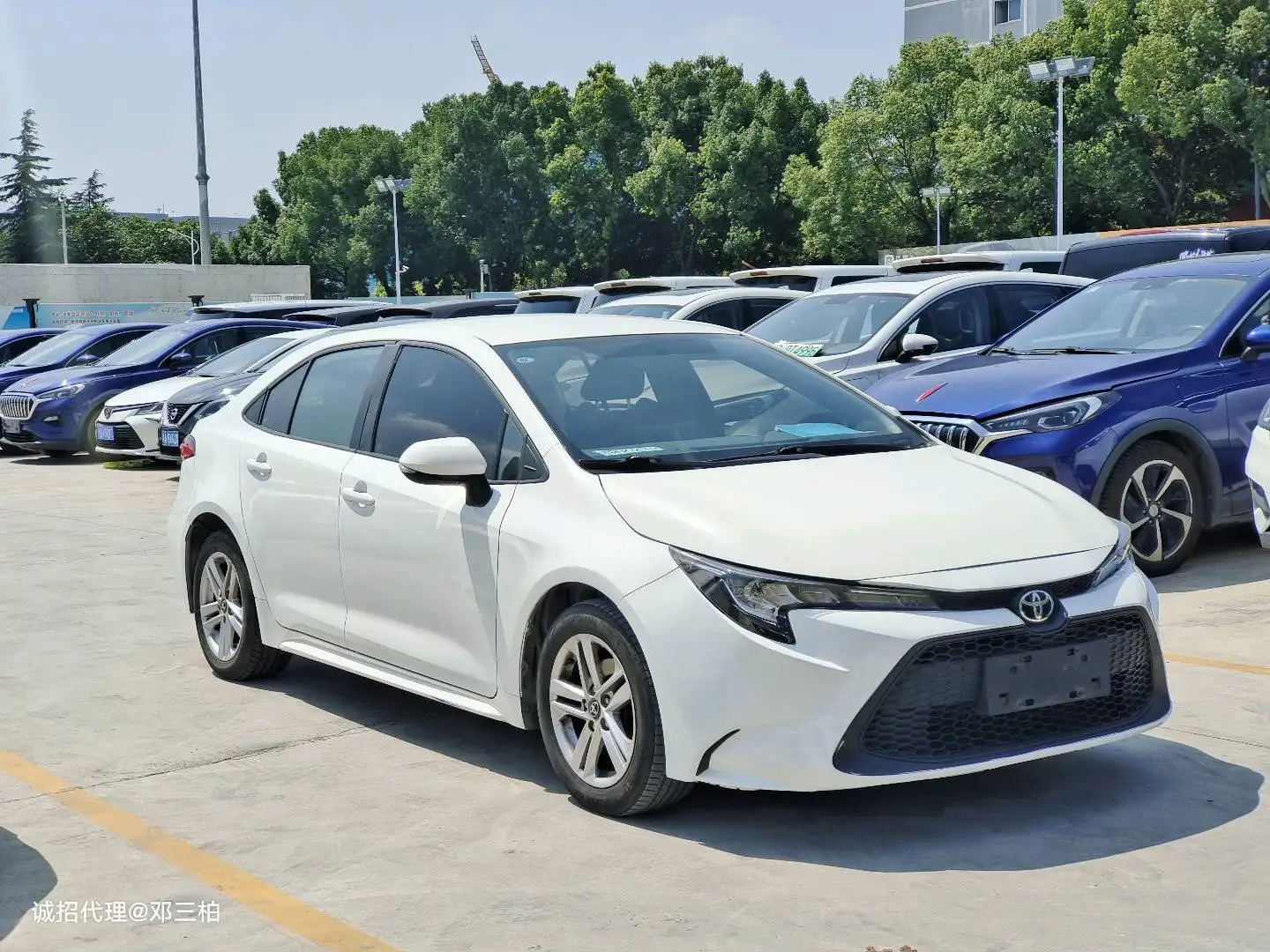 Car toyota corolla price
