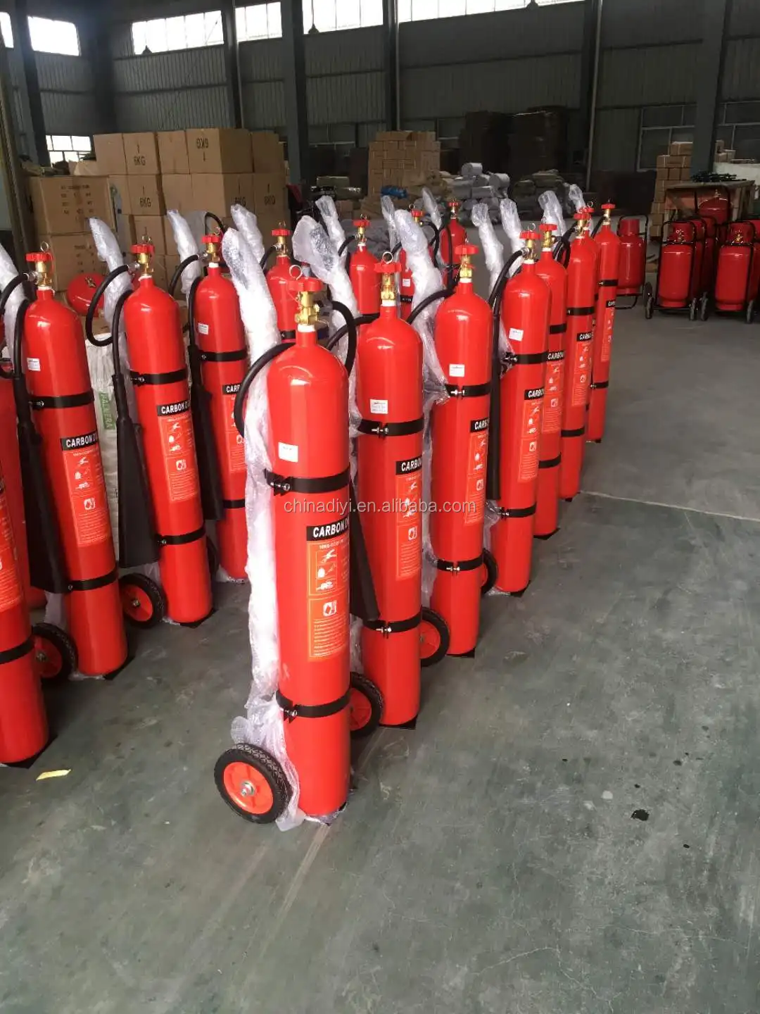 Co2 Fire Extinguisher with ISO9001 Wheeled Cart Fire Extinguisher Type Double Trolley Co2 Brass 46KG MT10 Fire Extinguisher