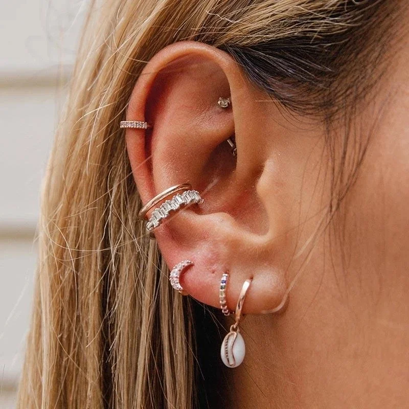 [韓国の人気ジュエリー] 925 silver. Olive earring (silver) 韓国の人気ジュエリー] 925 silver. Olive earring (silver)