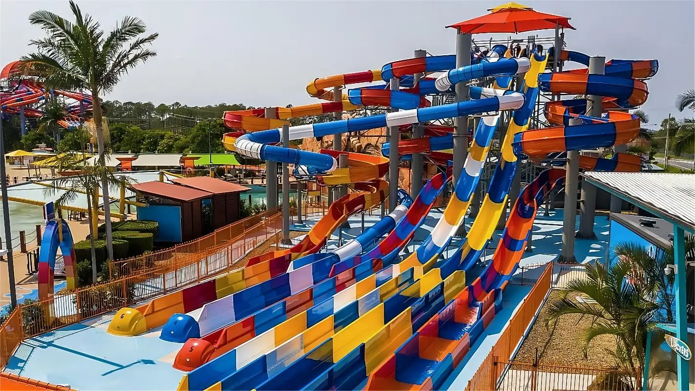 Commercial Water Park Slide with Pool End Suitable for Kids and Adults Custom Fiberglass Slide