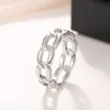 Q813 white gold