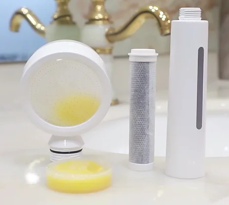 Shower Head with  Vitamin c and Carbon Fiber Filter Shower Steamers Aromatherapy  With Essential Oils for Skincare Shower Filter
