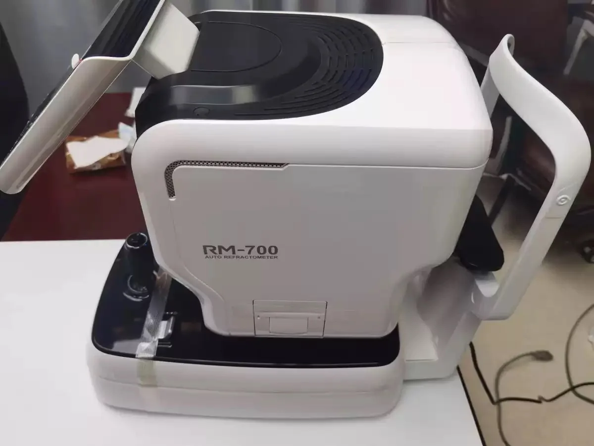RMK-700 Auto Refractometer with Keratometer, 6.4 Inch TFT Digital ARK Machine for Eye Test and Optometry Clinic