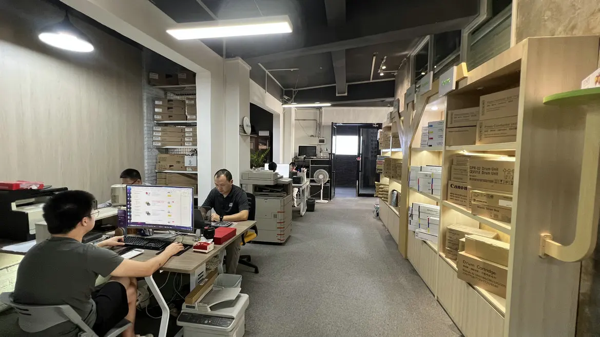 Guangzhou City Hongxun Trading Co., Ltd. 2