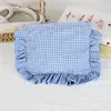 Grille bleu profond