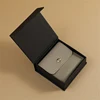 Caja negra + bolsa gris