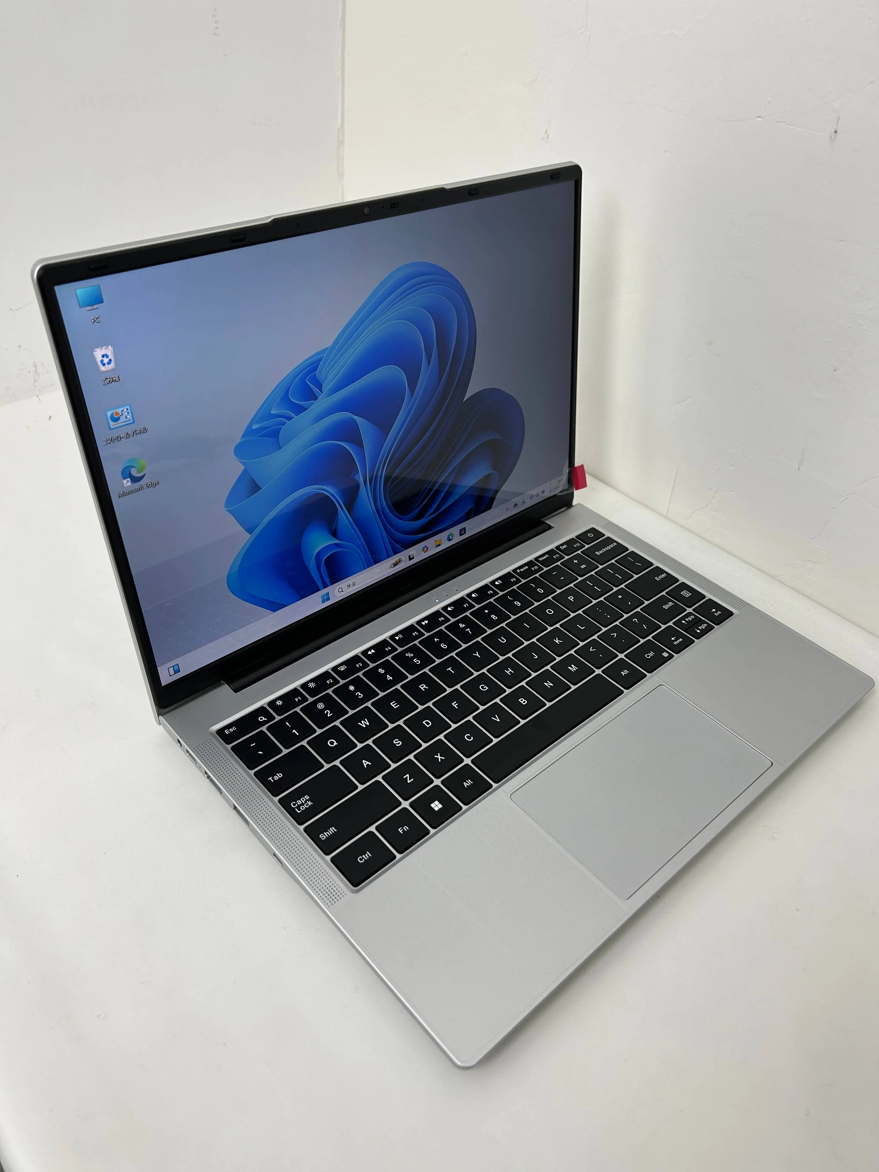 激安セール！新入荷！卸売価格！インテル Core i5-6200U 搭載 14インチ