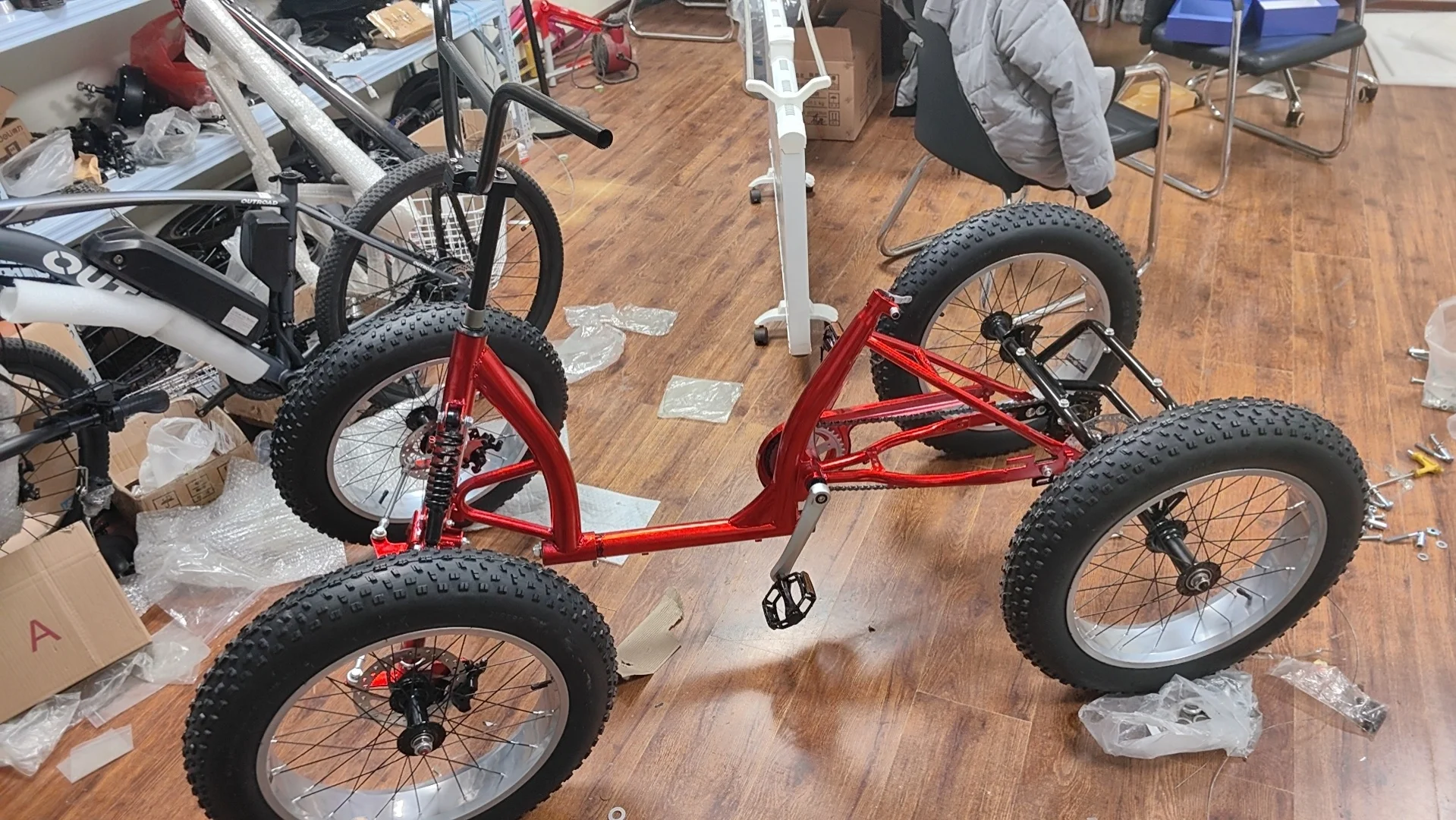 Ready Stock Freight Bicycle Red Black Fat Tire Off-Road Pedal Quad Bike  Snow Four-Wheeler Bicycle