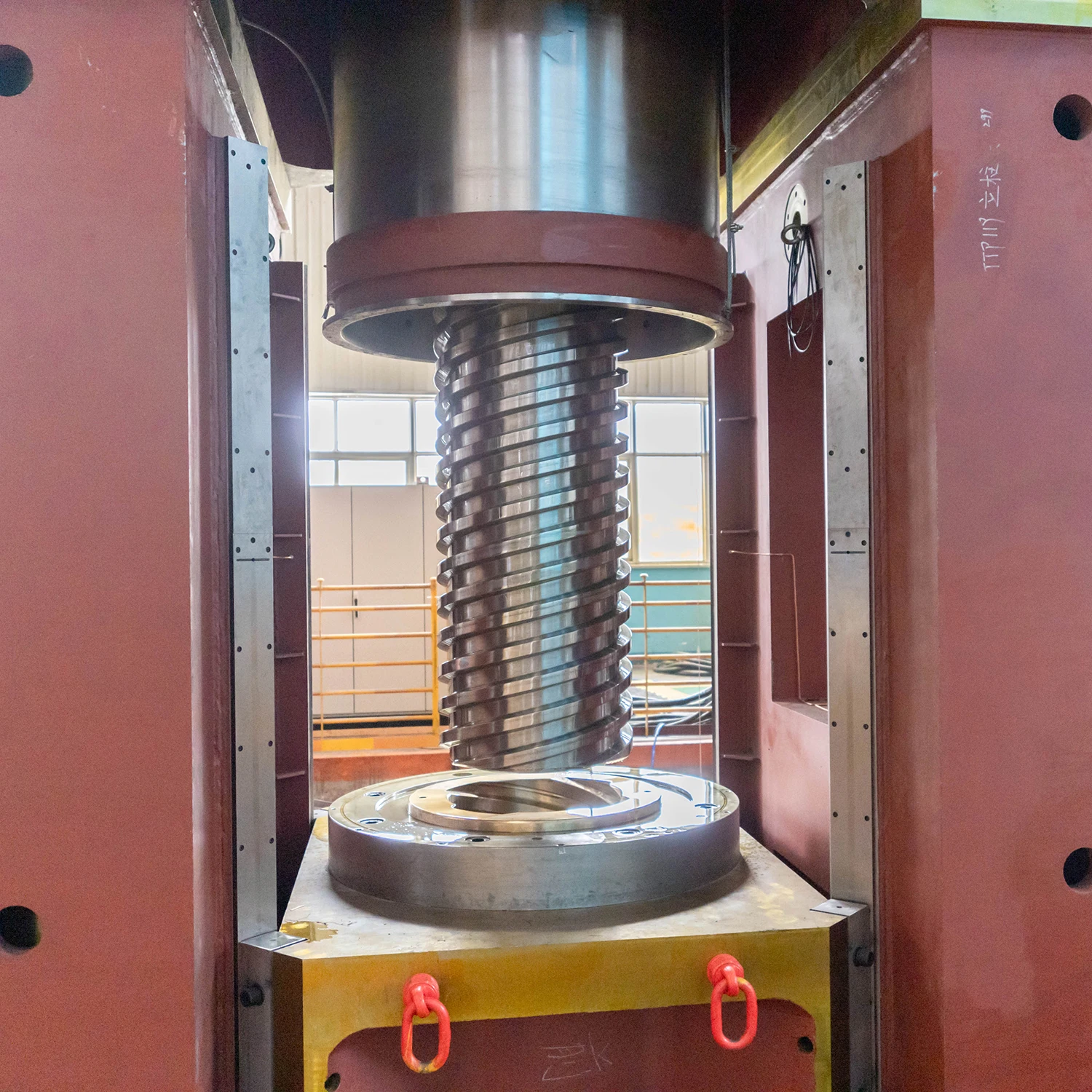 Гидравлический штамповочный пресс GT TIANDUAN