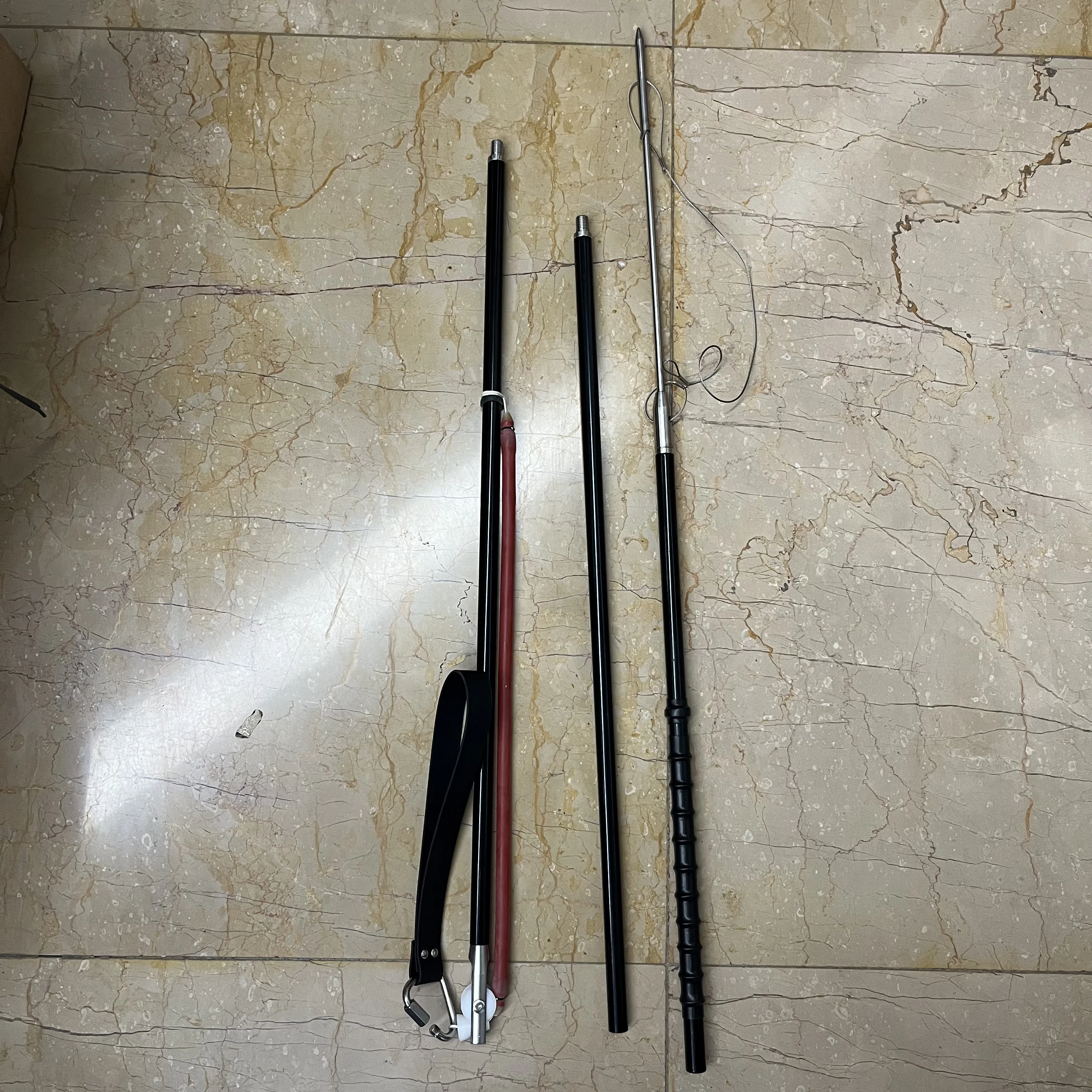 Aluminium Tube Roller Spear Pole - Durable & Customizable