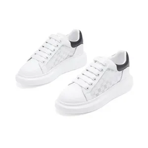 2026 Summer White Women's Sneakers Breathable Board Skateboarding Shoes New Internet Celebrity Hot Style Versatile Lace-Up