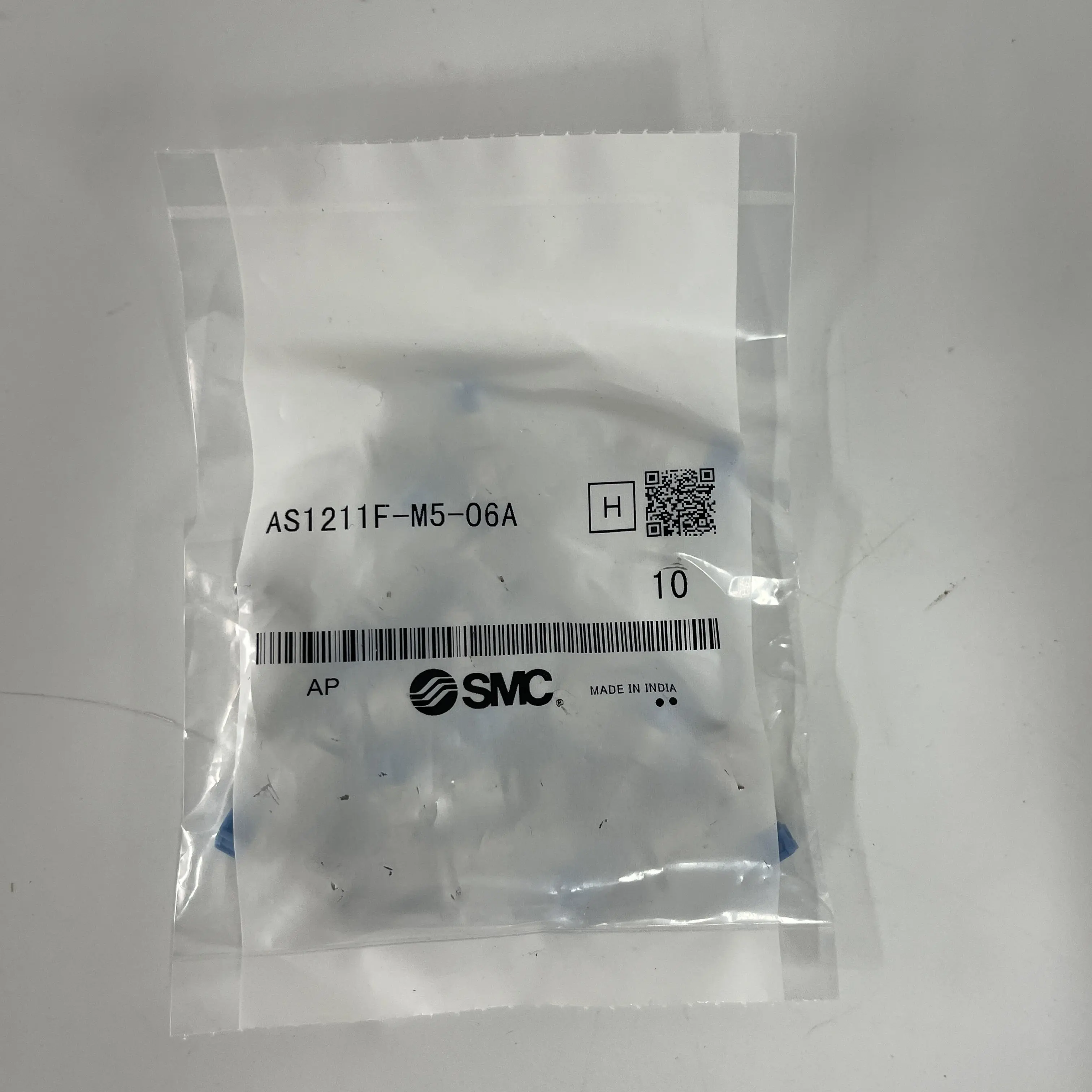 SMC Pneumatic Speed Controller AS1211F-M5-06A SMC Pneumatic Speed Controller AS1211F-M5-06A