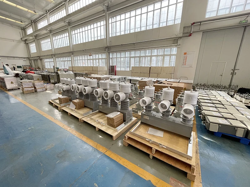 Transimission and Distribution 11kv Vcb 33k 1250 Amp 100a Medium Voltage Recloser Luoyang