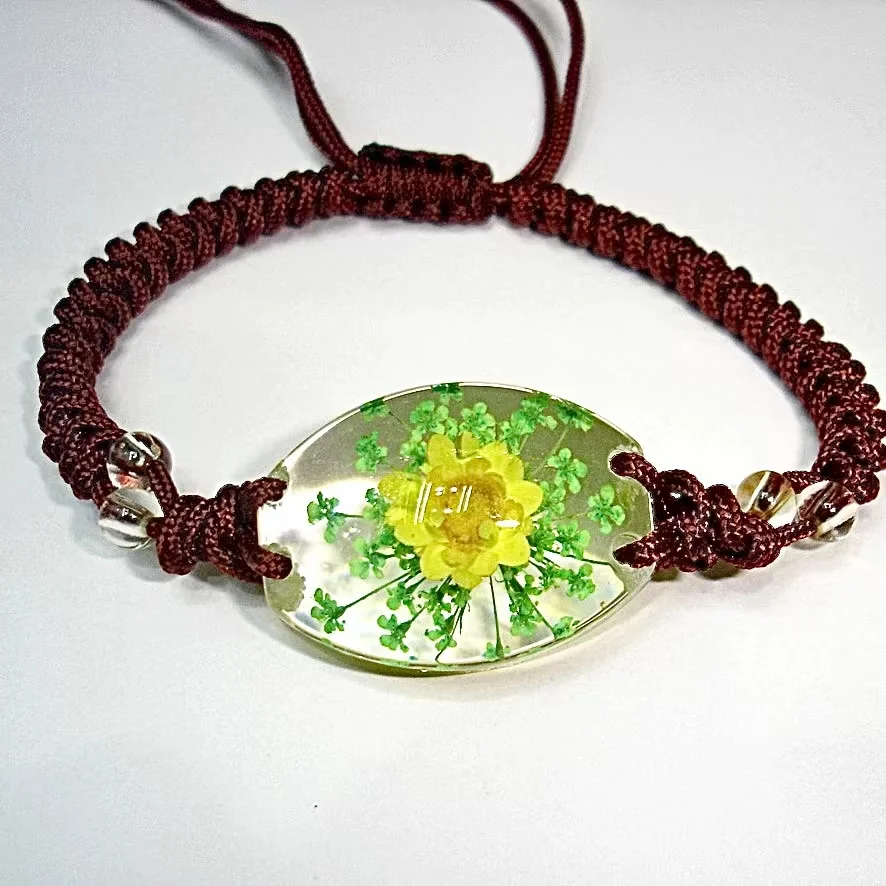 2022 Wholesale Oval Dried Flower Jewelry For Girls Cord Bracelets