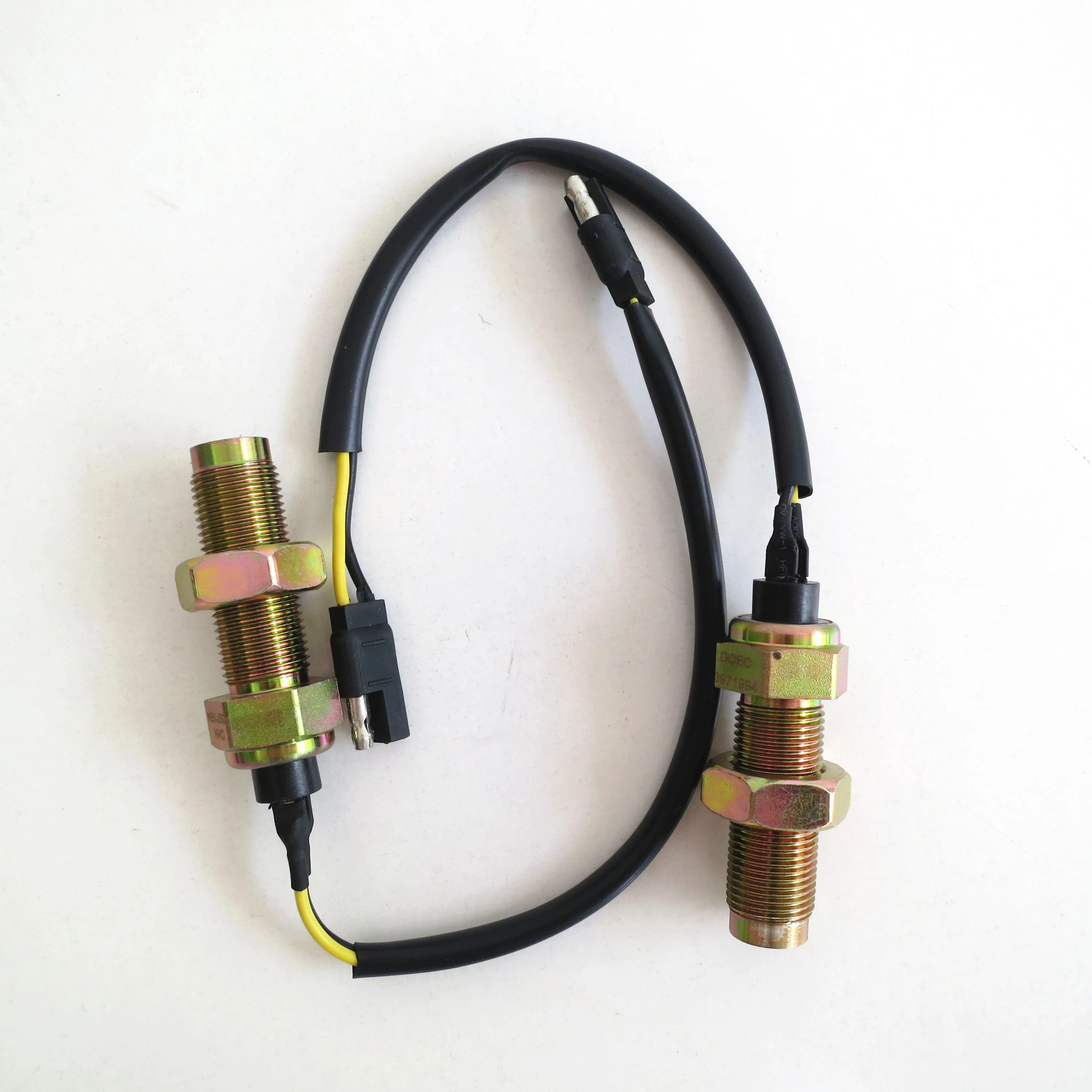 Diesel Engine Auto Parts Speed Sensor 3971994 for Dongfeng Truck