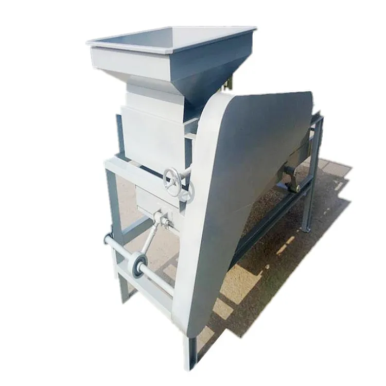 Automatic Ce Approved Commercial Used Automatic Nut Crusher for Walnut Cutter Shea Nuts Shellers