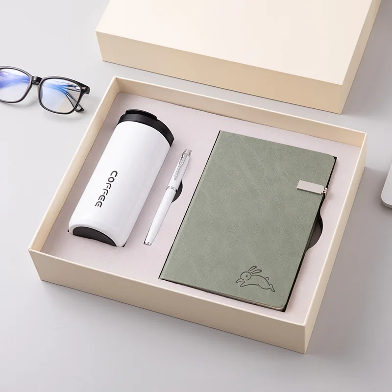 A5 Simple Metal Patch Custom logo Notebook Business Meeting Luxury Thermos Flask Coffee Cup Gift Set 2032 New Notebook Gift Set