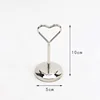 Design cœur argenté de 10 cm (4 pouces) de hauteur.