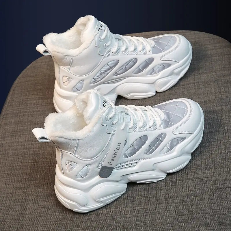 Chinese factory Anti-Odor women's shoes 2021 leather sports footwear ladies women casual shoes