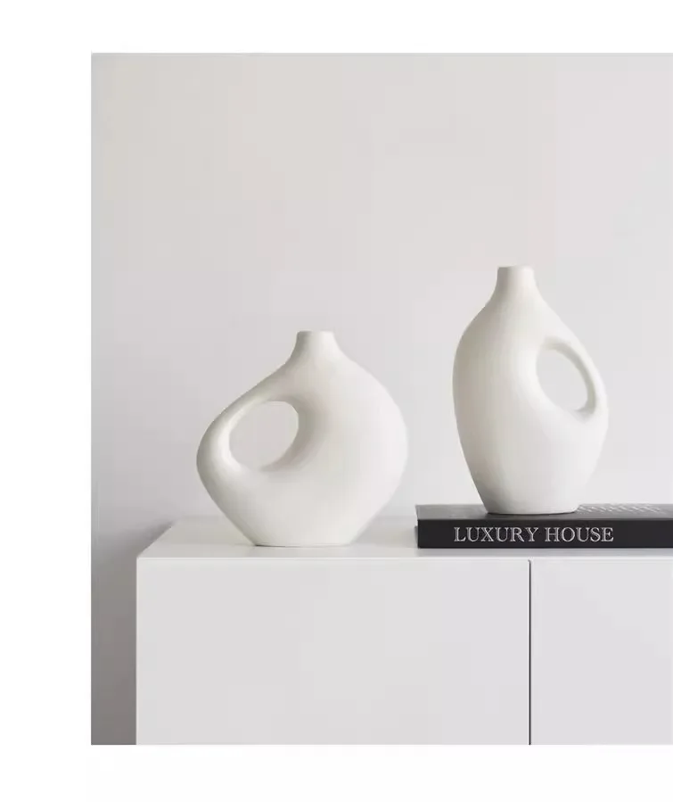 Nordic Ceramic Beige Decoration curvilinear shape Flower Vase Home Wedding Table Art Vase.jpg