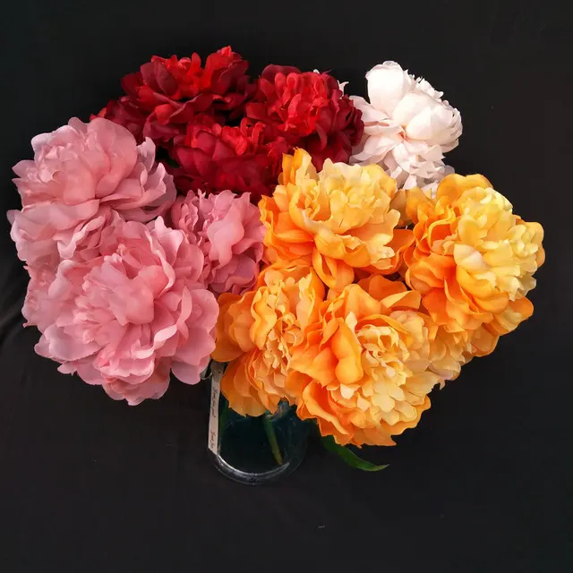 Hot Selling 5 Heads Peony Bouquet Faux Silk Flower Peony Artificial Peony Flower Bunch For Wedding Party Floral Arrangement