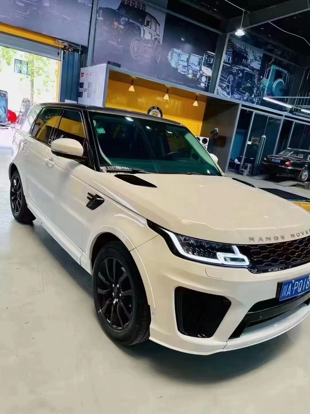Hb Rover Upgrade Your Range Rover Sport with 2018-2021 SVR Body Kits