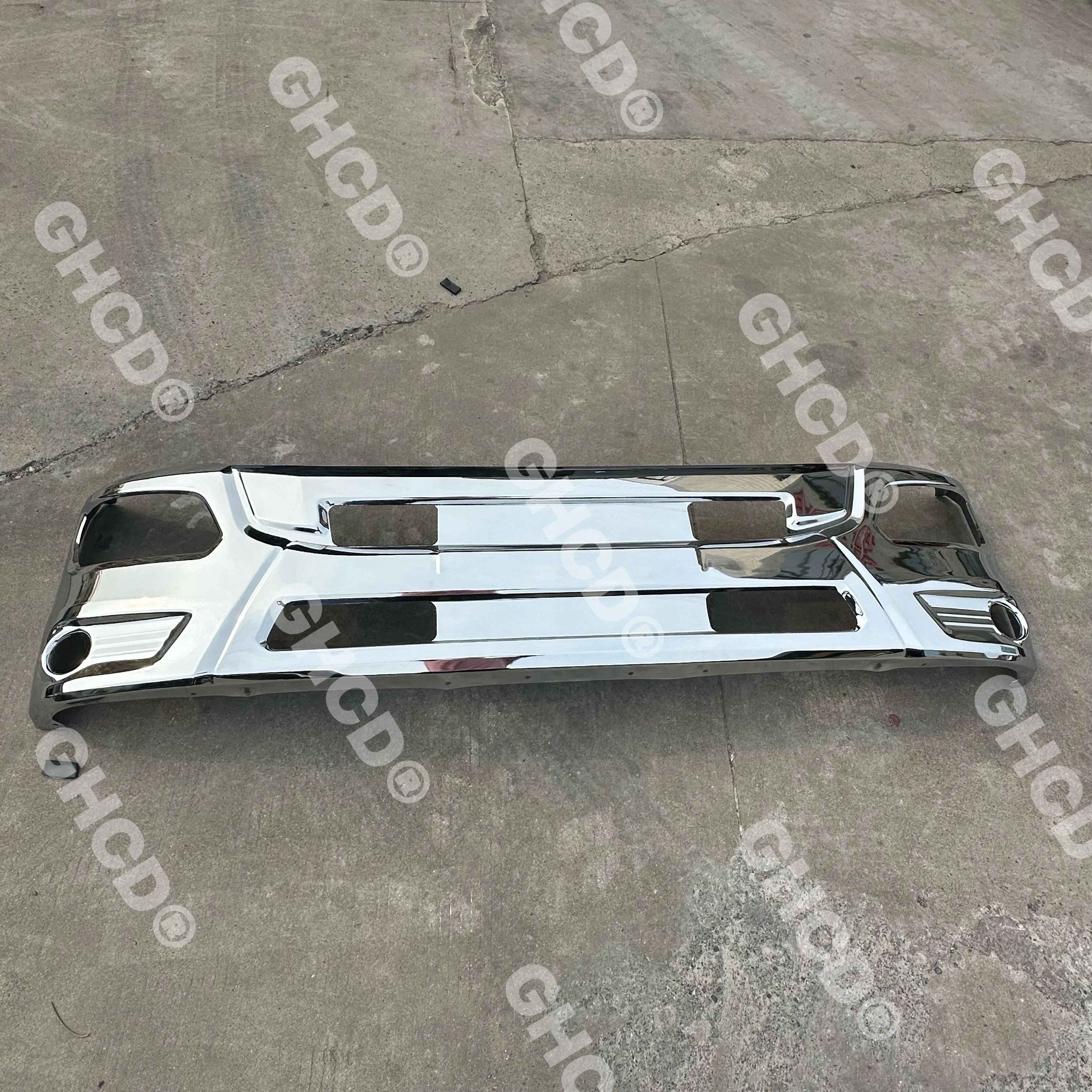 GHCD High Quality New Chrome-Plated Metal Bumper Truck Body Part for Japanese Hino Victor Mitsubishi Isuzu Nissan Trucks