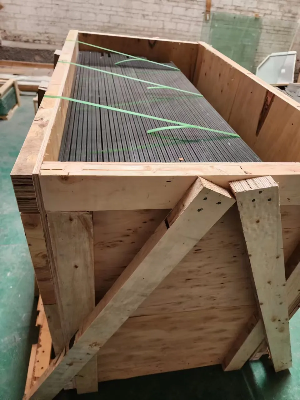 Frameless Fluted Glass Railing Design For Balcony - Buy Frameless Glass ...