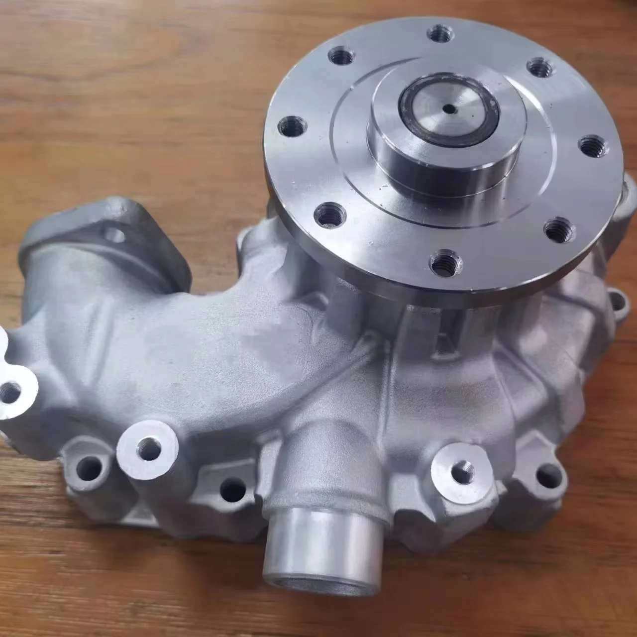 Engine Cooling System Quester GH8 Water Pump for nissan UD 210089Z00D