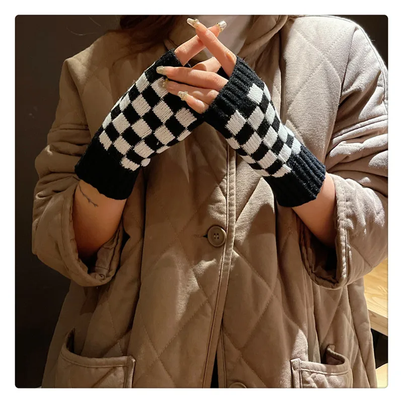 Осенне-зимние теплые перчатки с открытыми пальцами вязаные черно-белые жаккардовые эластичные шерстяные без пальцев для рук