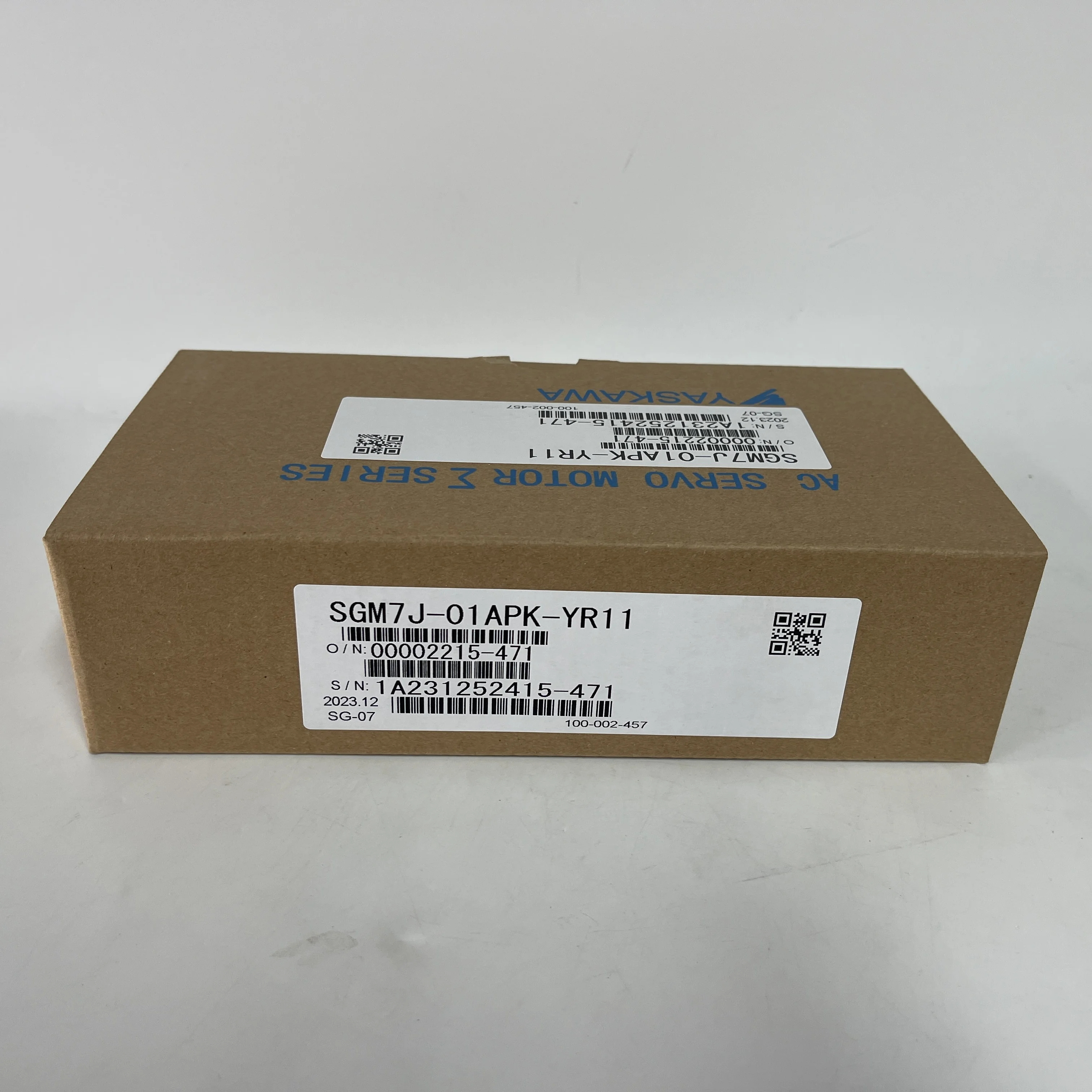 Yaskawa AC Servo Motor SGM7J-01APK-YR11 Yaskawa AC Servo Motor SGM7J-01APK-YR11