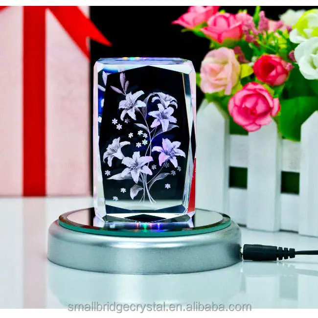 Customizable Love Theme 3D Laser Carved Glass Flower MP3 LED Base Handmade Crystal Crafts for Weddings and Special Events manufacture