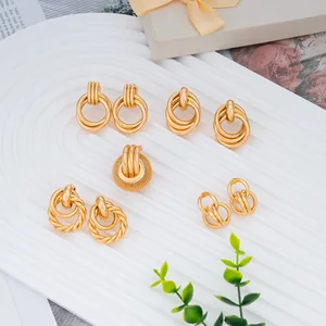 Dongli Jewelry Wholesale Classic Geometric Gold Plated Hoop Earrings Alloy Ear Rings Designs